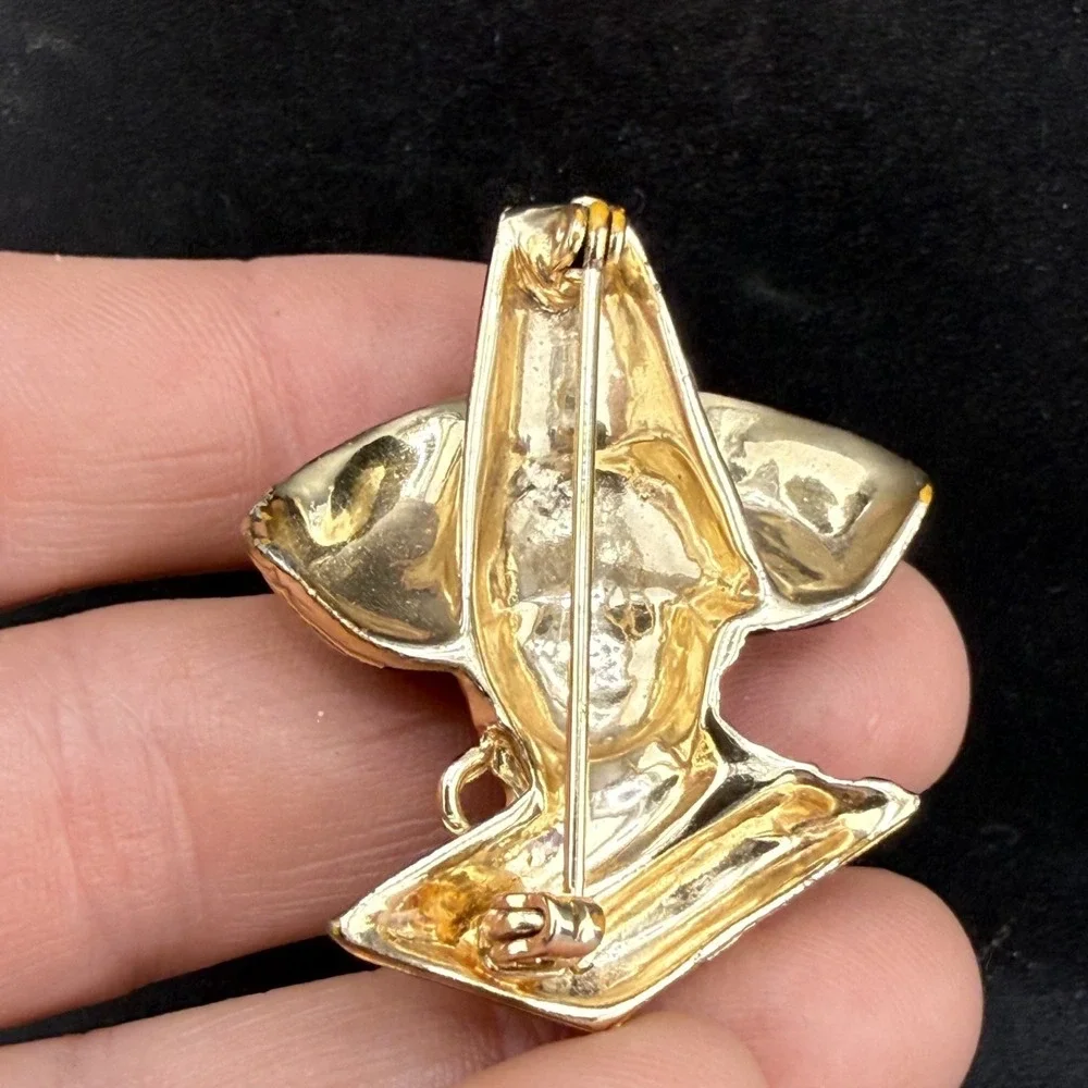 Vintage Estate Brooch Gold Tone Figural Sombrero Enamel Rhinestone Pin